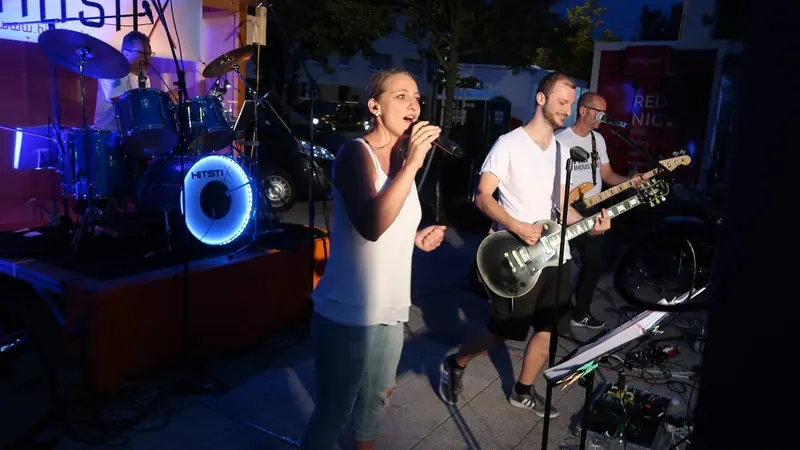 Hitstix live bei Nacht